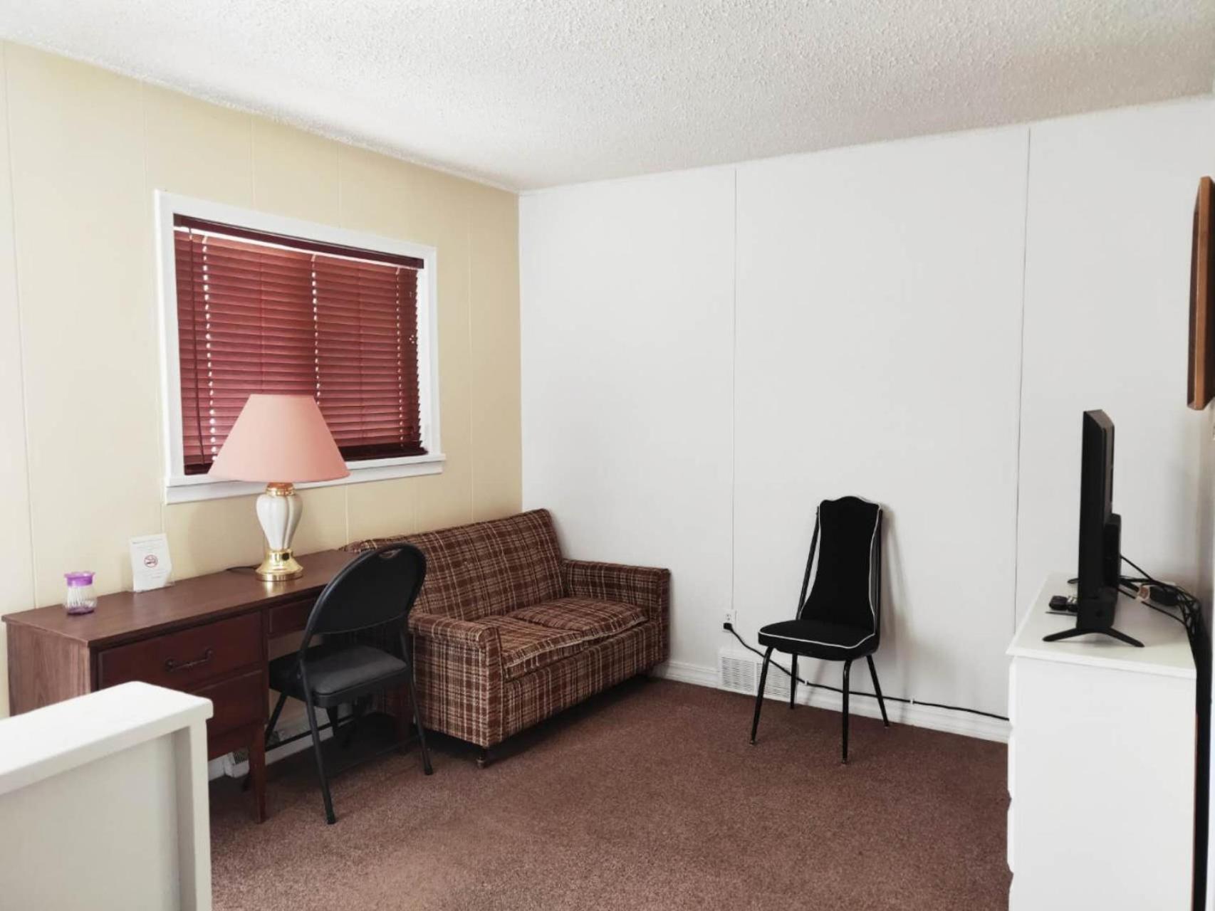 Melville Melsask Motel المظهر الخارجي الصورة